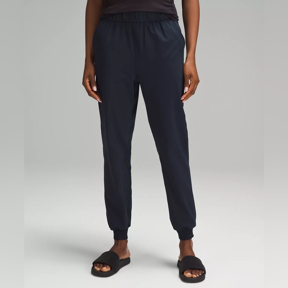 Lululemon Women’s Jogger NWOT
